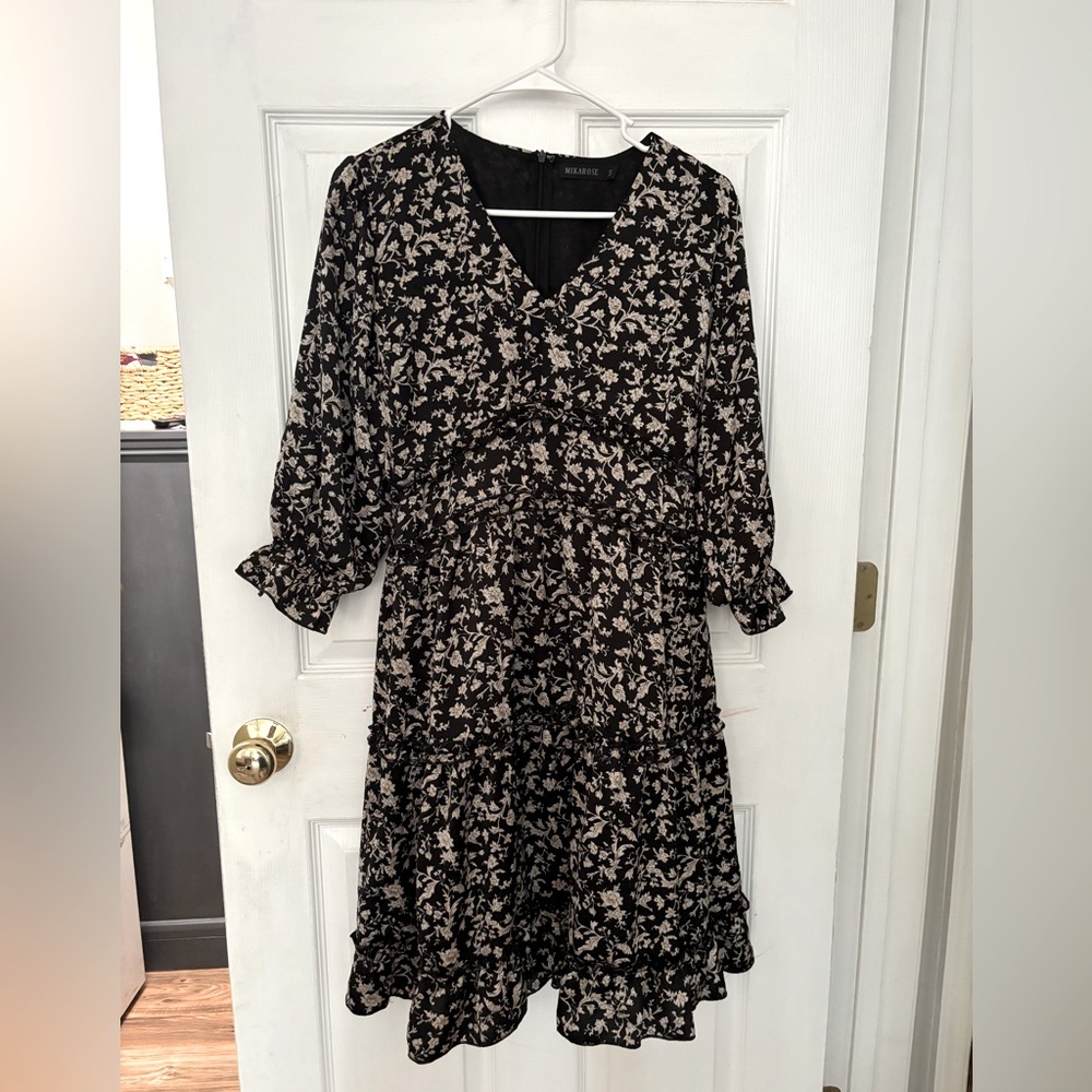 Black and cream tiered dress